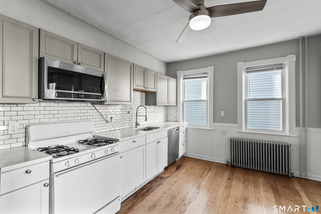 394 Gregory Street - Photo 3