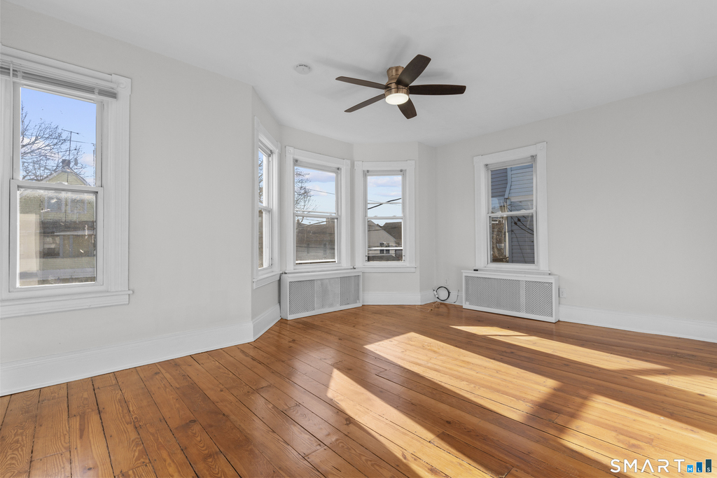 394 Gregory Street - Photo 11