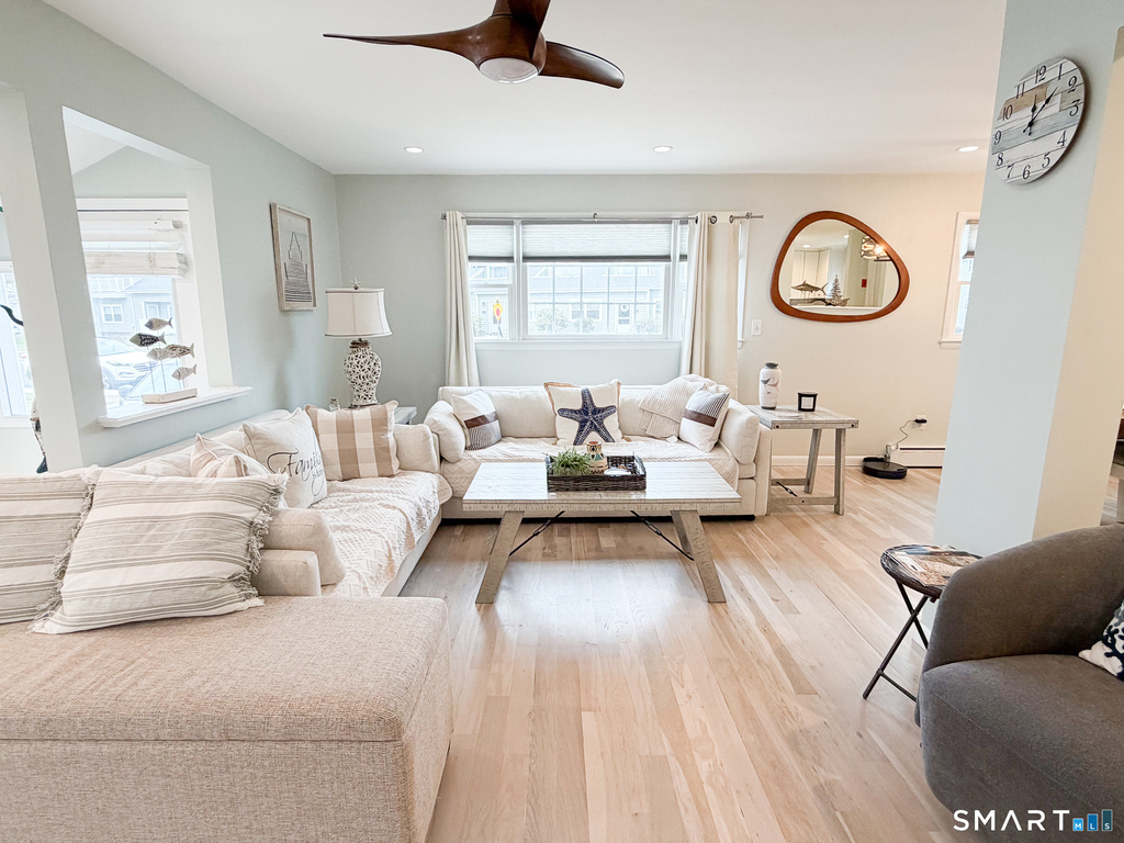 945 Broadway - Photo 0