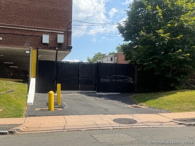 891 West Boulevard - Photo 7