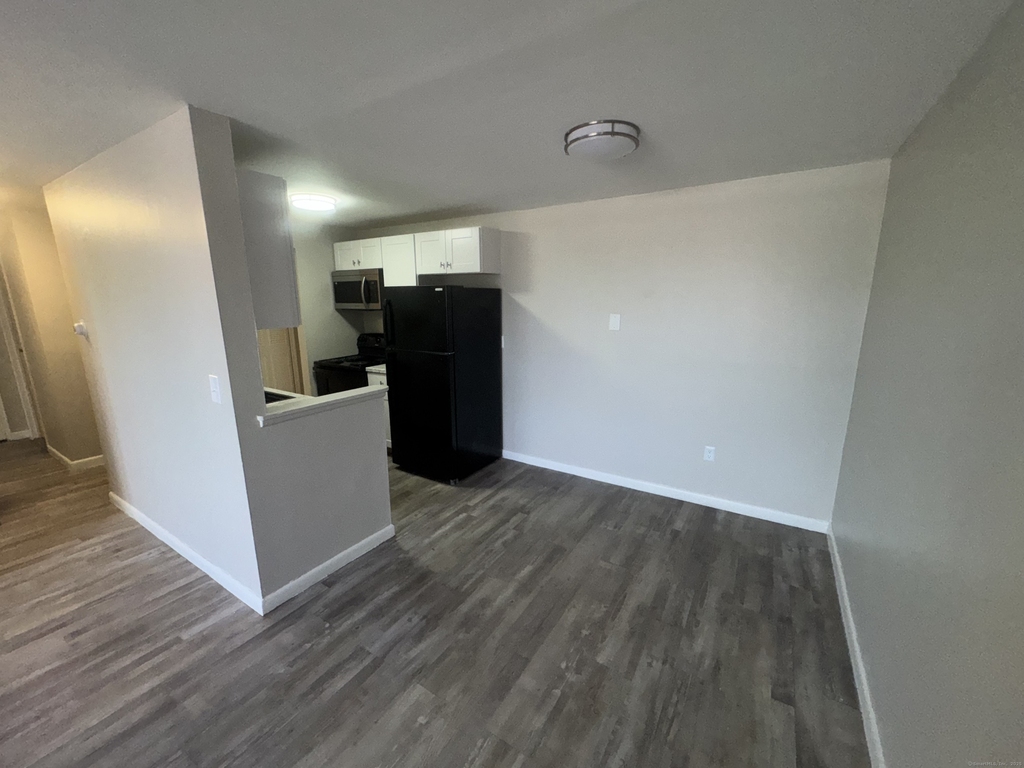 891 West Boulevard - Photo 16
