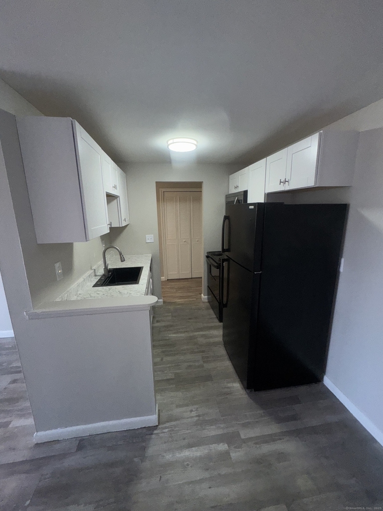 891 West Boulevard - Photo 14