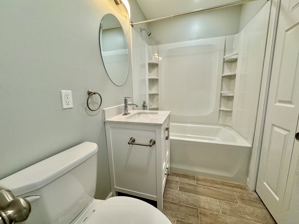 109 Churchill Street - Photo 11