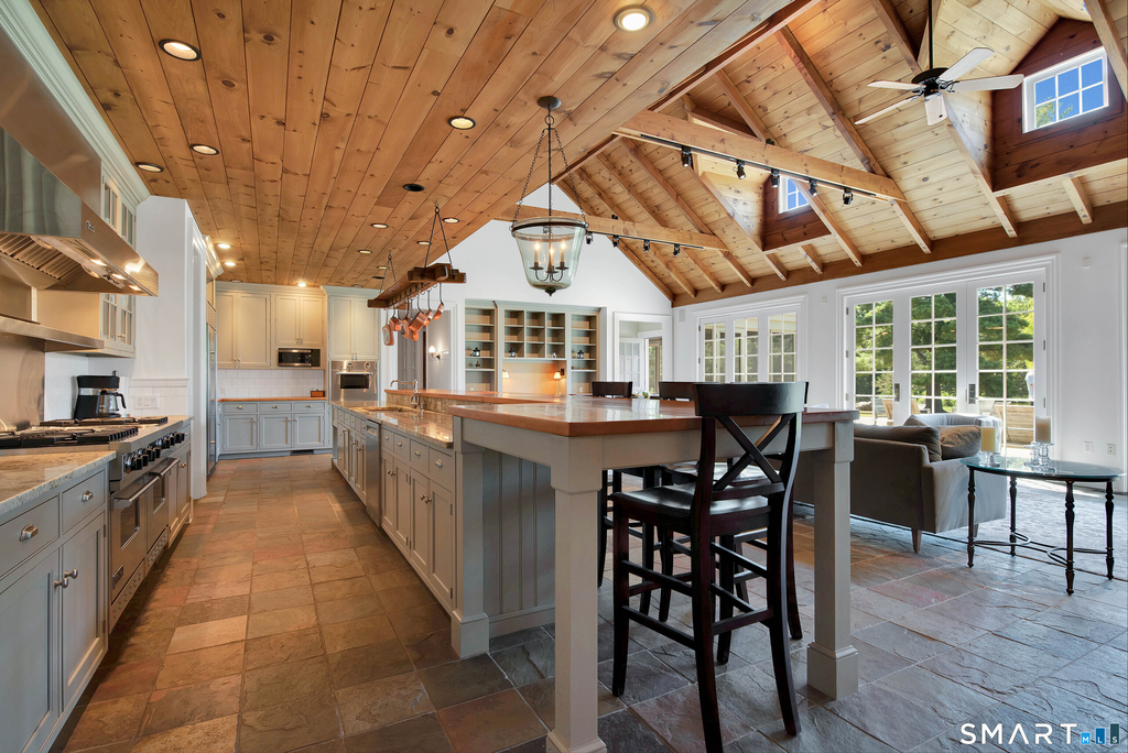 55 Bishop Lane - Photo 2