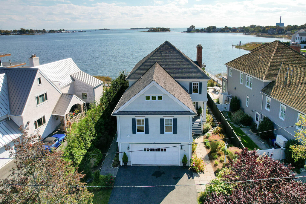 50 Shorefront Park - Photo 1
