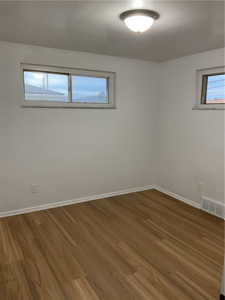 214 Erwin Place - Photo 7