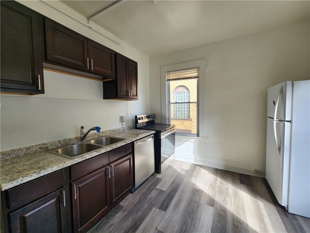 305 Marguerite Ave - Photo 4
