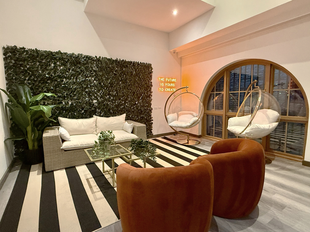 810 Broad Street - Photo 3