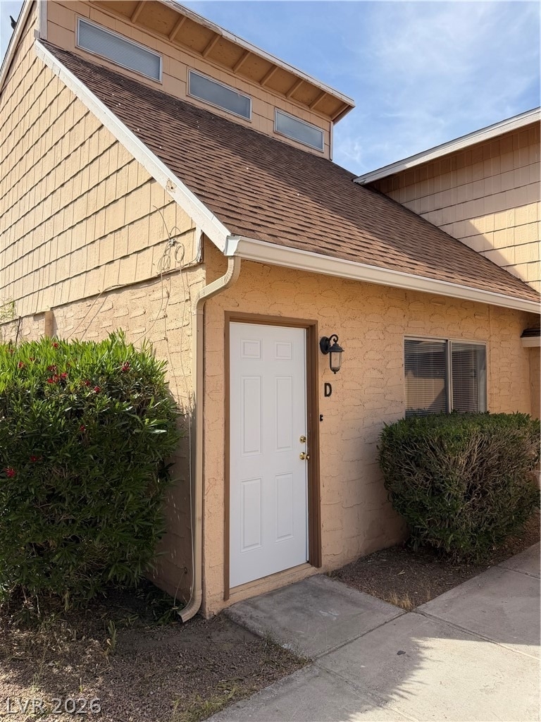 5206 Golden Lane - Photo 0