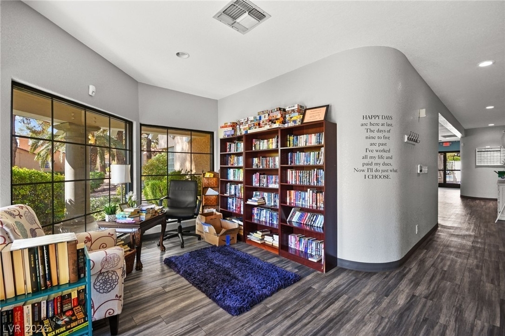 2851 S Valley View Boulevard - Photo 42