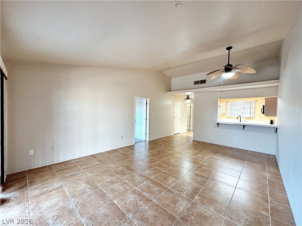 2851 S Valley View Boulevard - Photo 13