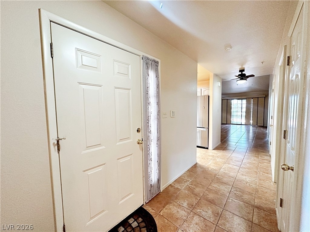 2851 S Valley View Boulevard - Photo 4