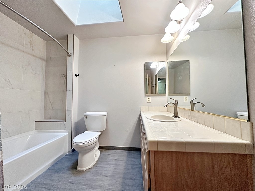 2851 S Valley View Boulevard - Photo 18