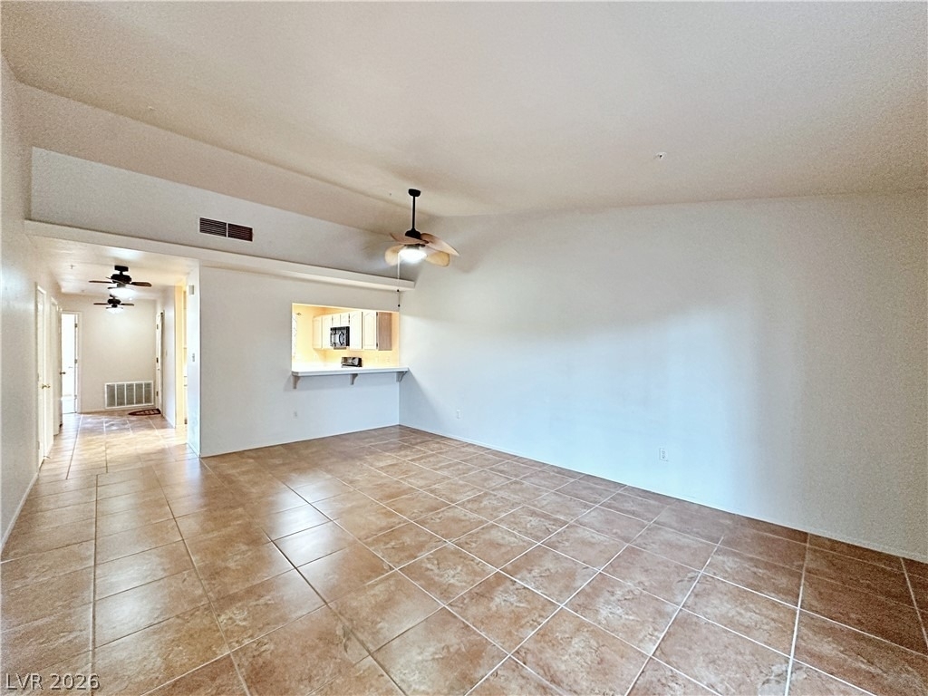 2851 S Valley View Boulevard - Photo 12