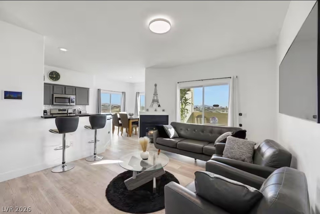 8501 W University Avenue - Photo 10