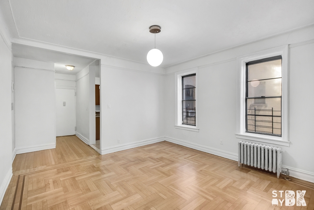 400 Clinton Avenue - Photo 1