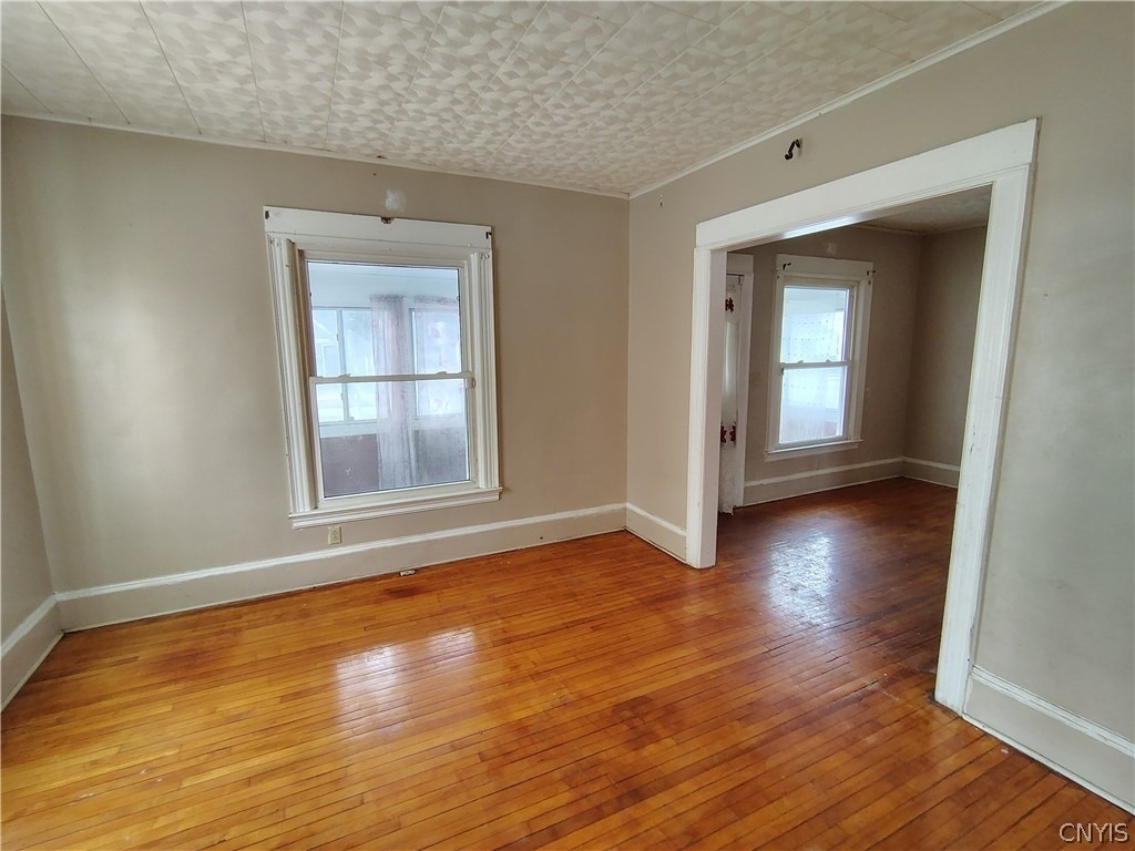 2331 Midland Avenue - Photo 7