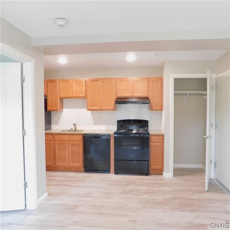 413 S Main Street - Photo 5