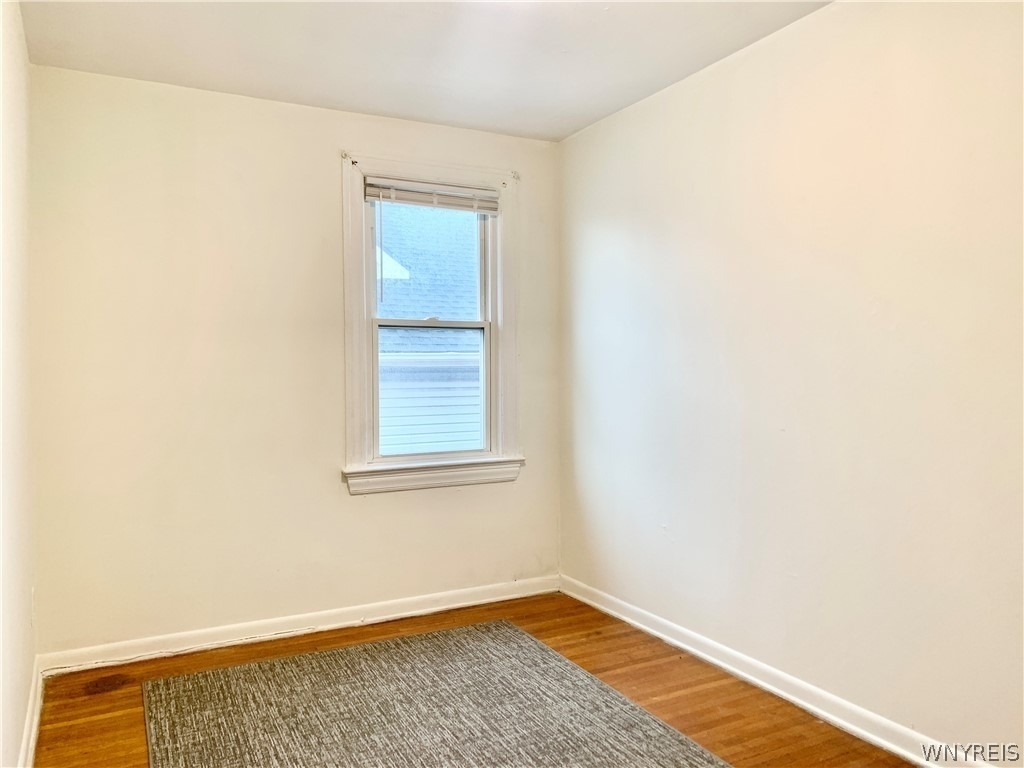 657 Englewood Avenue - Photo 9