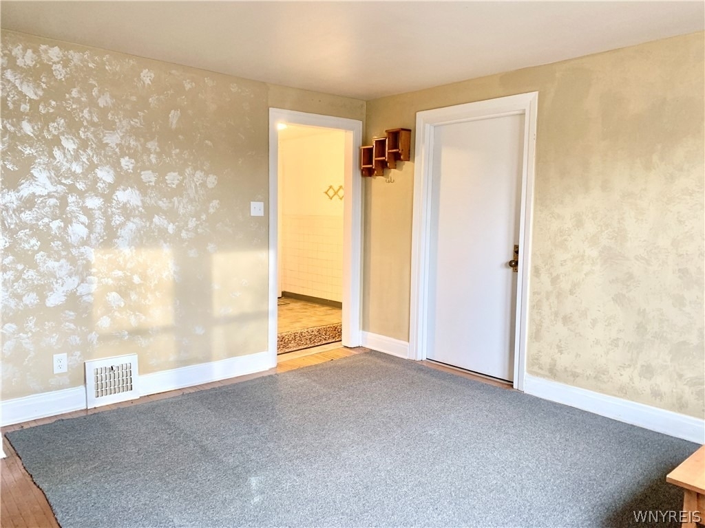 657 Englewood Avenue - Photo 5