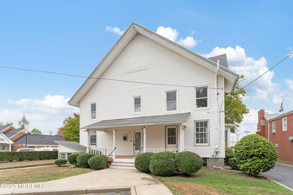 64 W Main Street - Photo 2