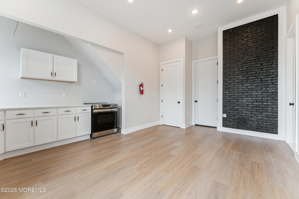 64 W Main Street - Photo 4