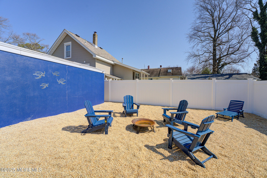 307 Asbury Avenue - Photo 24