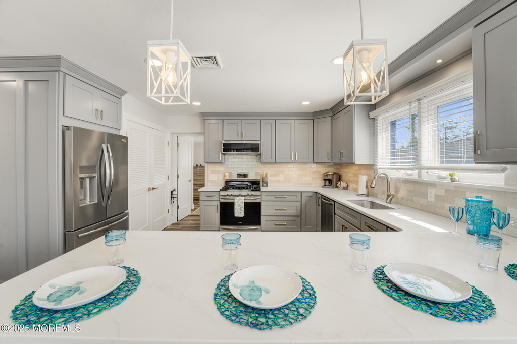 307 Asbury Avenue - Photo 10