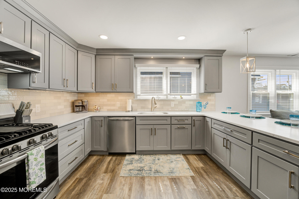 307 Asbury Avenue - Photo 7