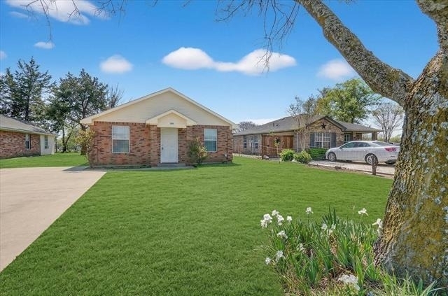 509 W Cedar Street - Photo 0