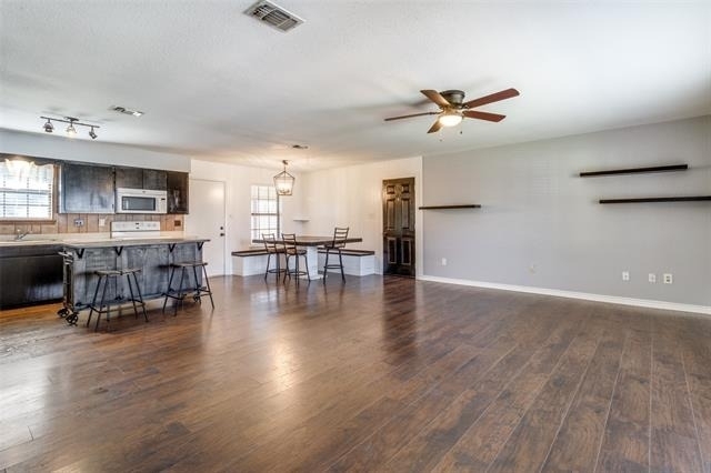 311 W Fern Street - Photo 2