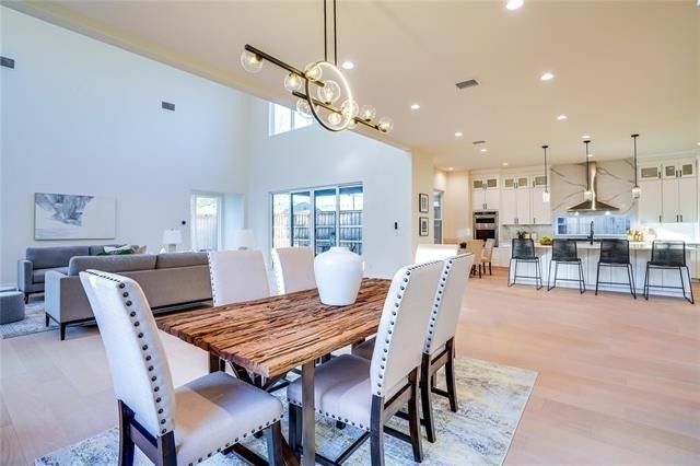 3611 S Versailles Avenue - Photo 10