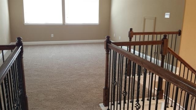 2449 Kingsgate Drive - Photo 8