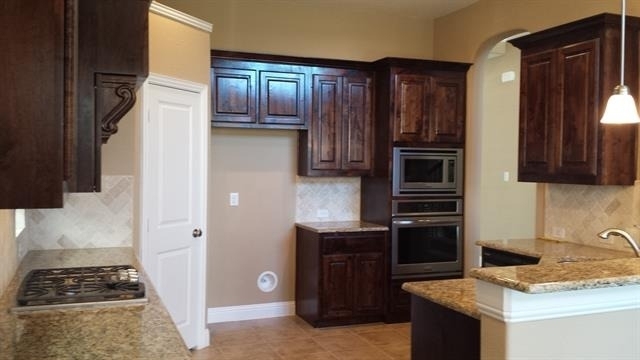 2449 Kingsgate Drive - Photo 3