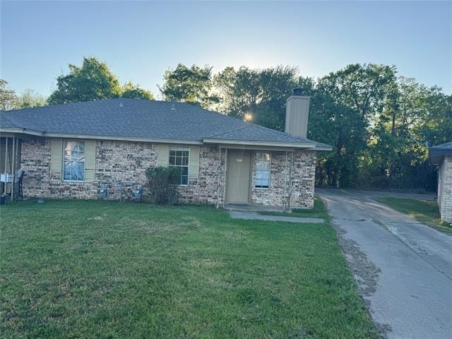 500 Renee Drive - Photo 1