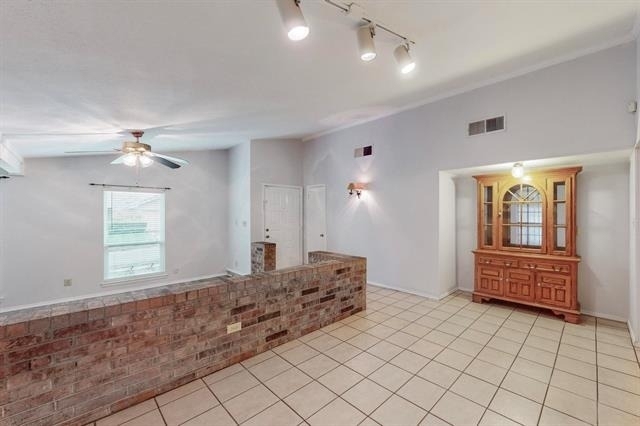 3308 Clovermeadow Drive - Photo 3