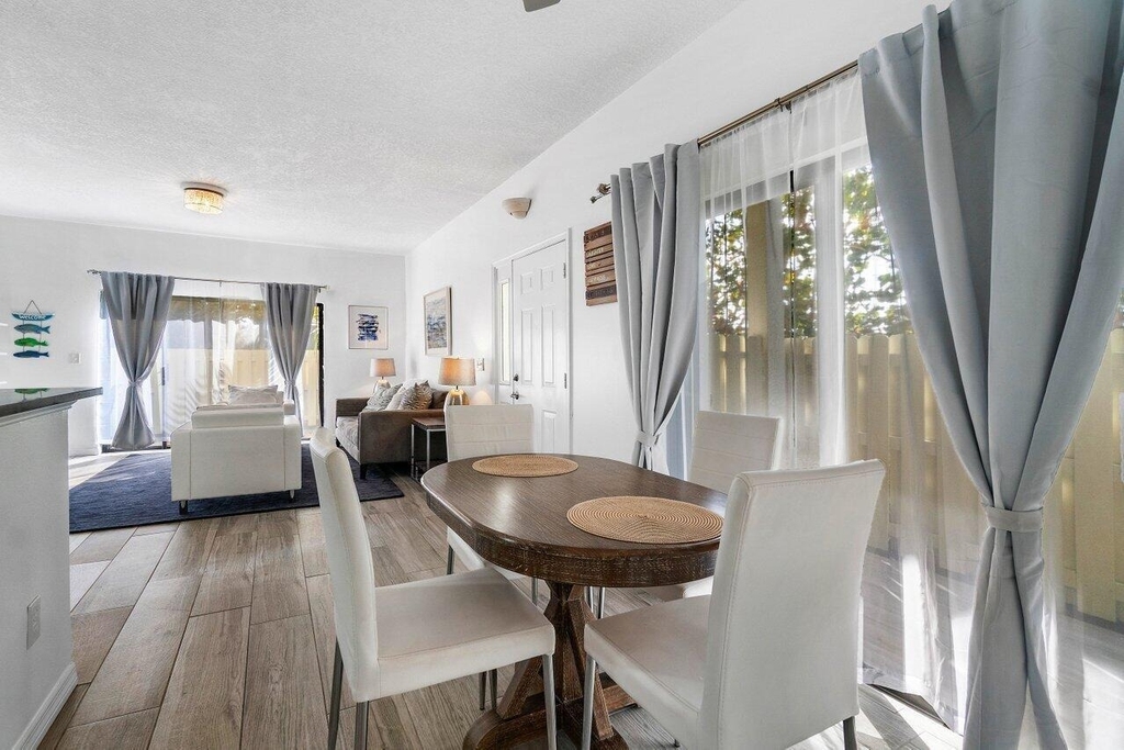 820 Bella Vista Court S - Photo 12