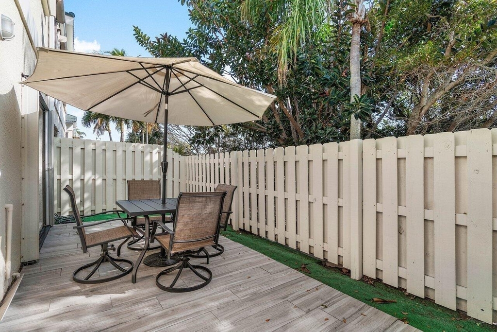 820 Bella Vista Court S - Photo 22