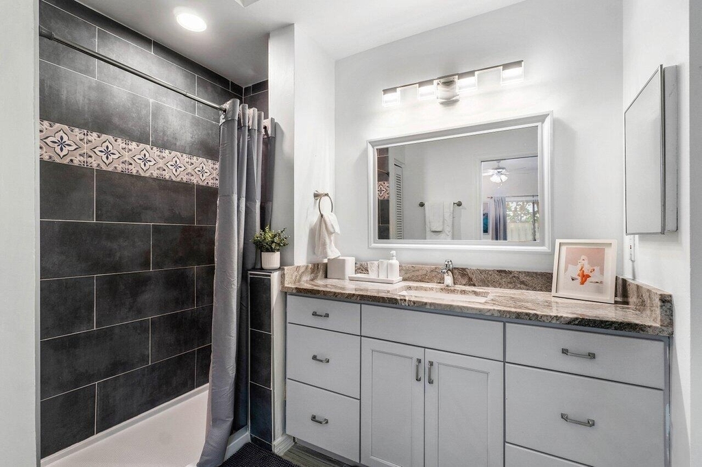820 Bella Vista Court S - Photo 18