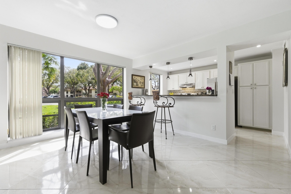 137 Brackenwood Road - Photo 15