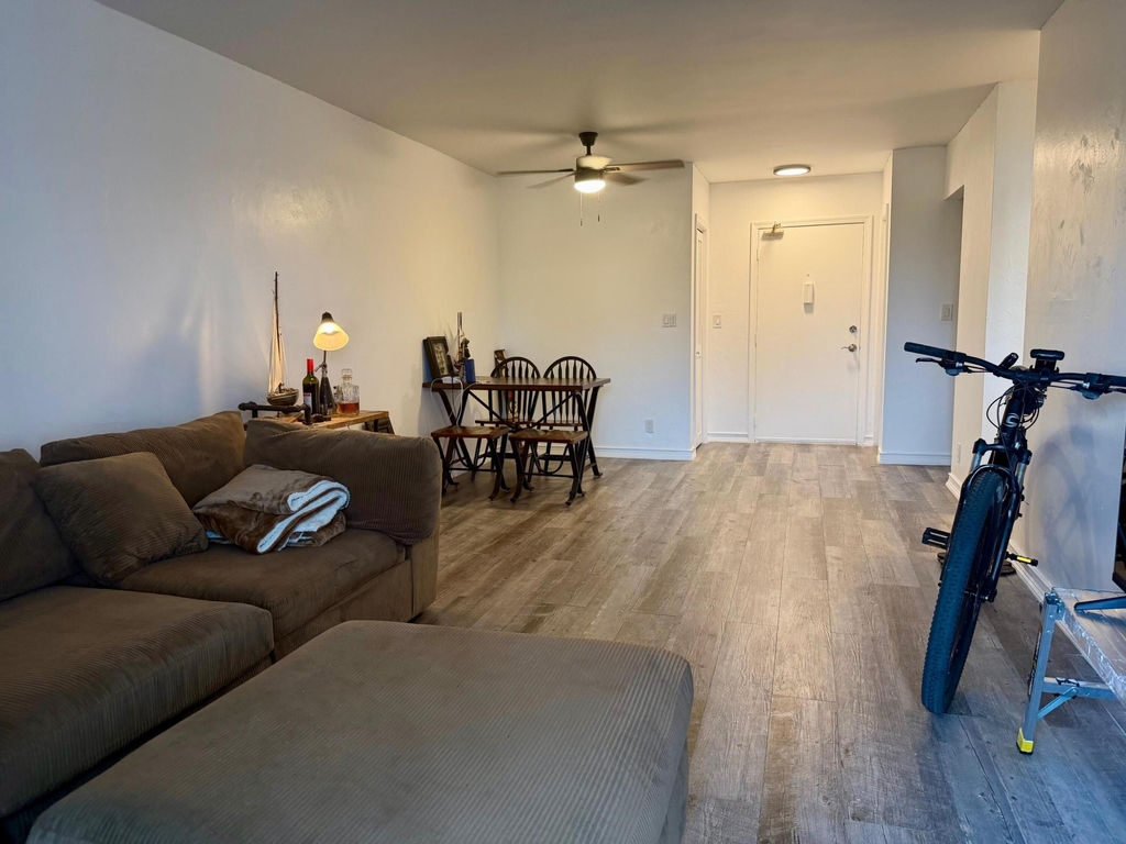 3000 Riomar Street - Photo 5