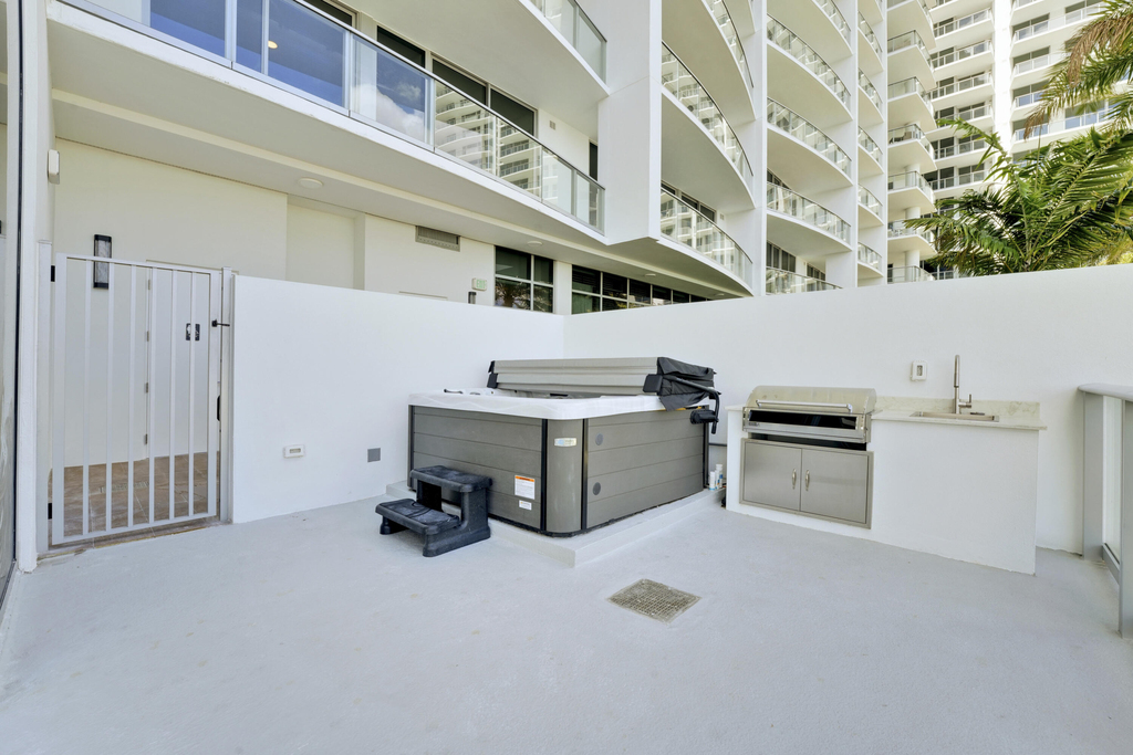 220 Lake Shore Drive - Photo 75