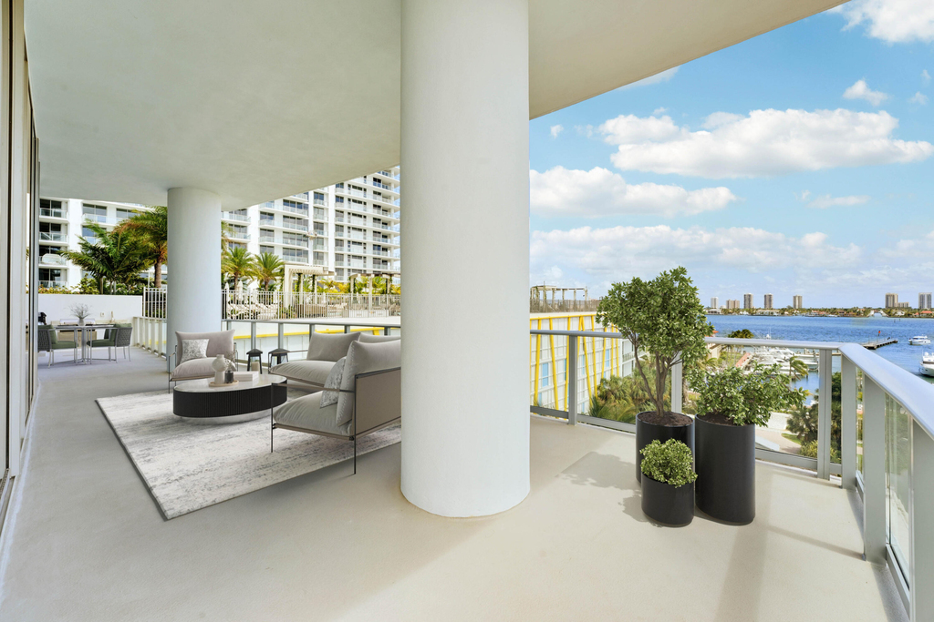 220 Lake Shore Drive - Photo 5