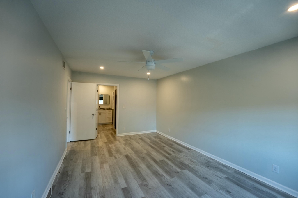 6231 Bay Club Drive - Photo 8