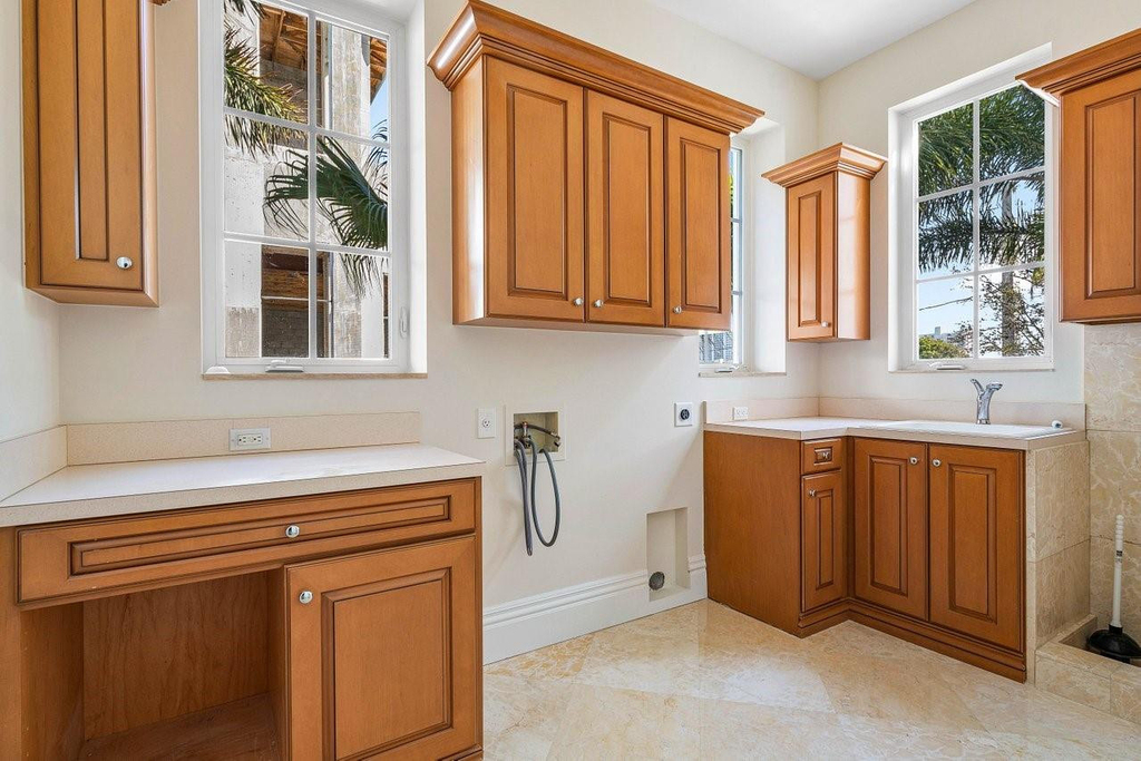549 Ne 19th Avenue - Photo 53