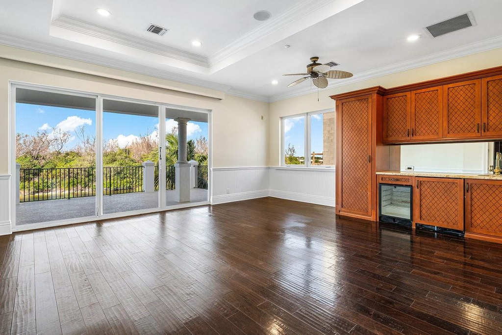 549 Ne 19th Avenue - Photo 48