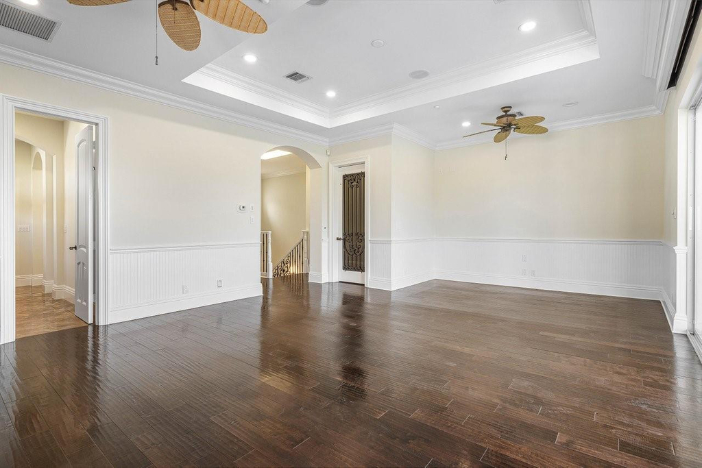 549 Ne 19th Avenue - Photo 49