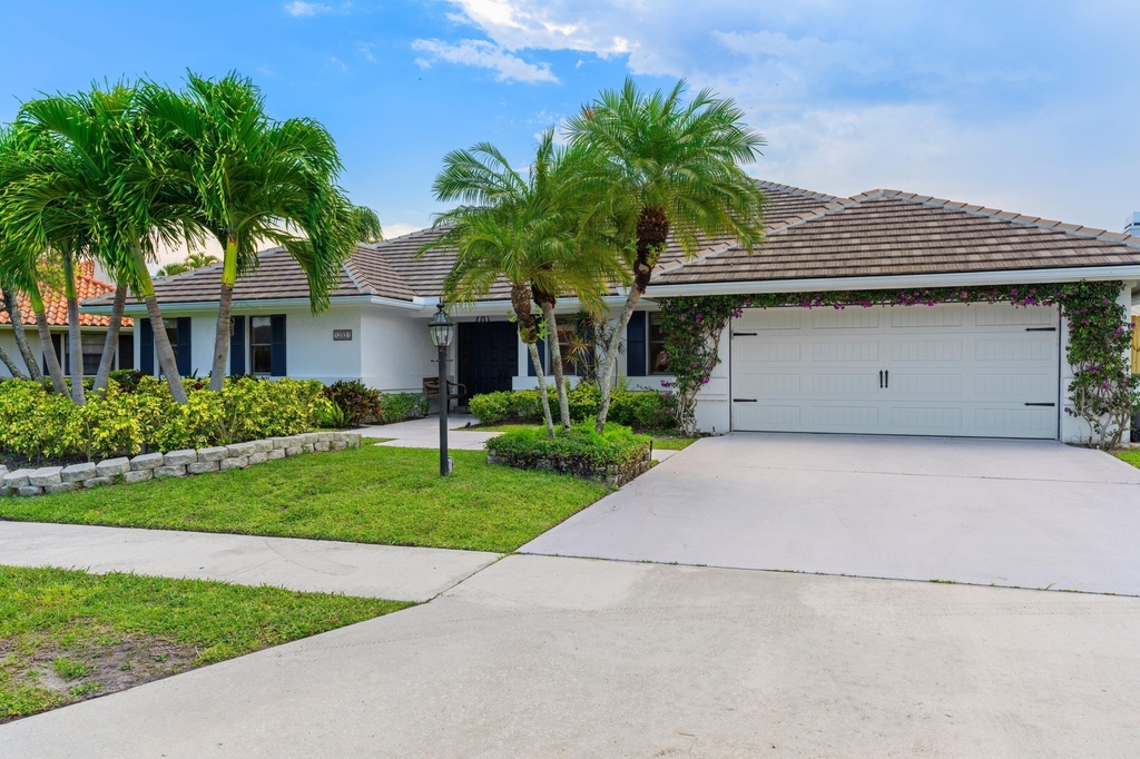 12931 N Normandy Way - Photo 2