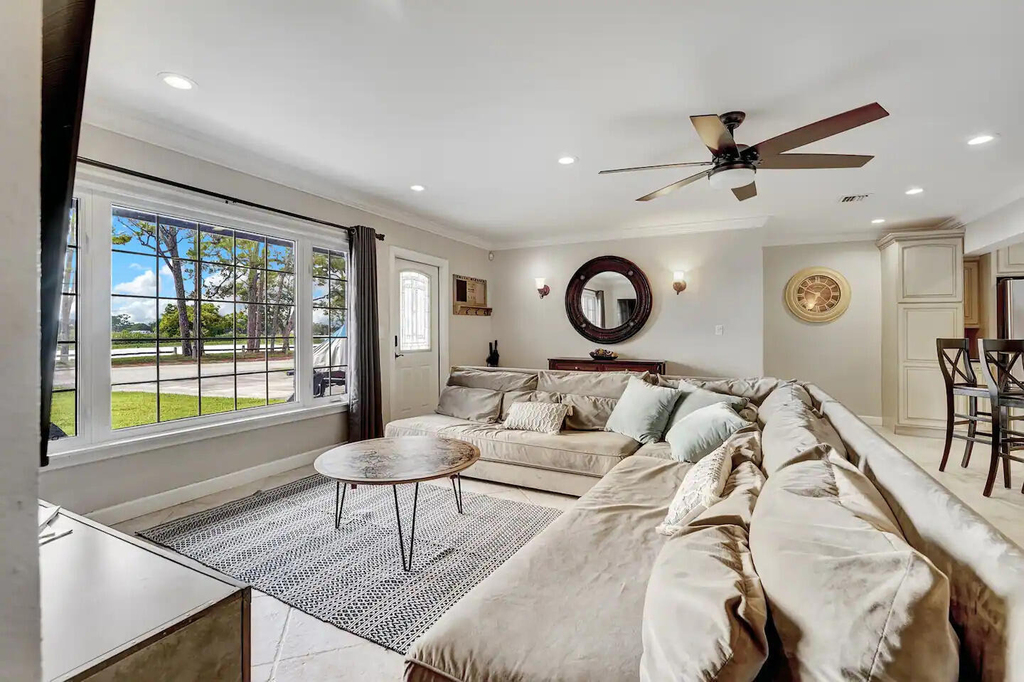 5574 Lake Osborne Drive - Photo 3