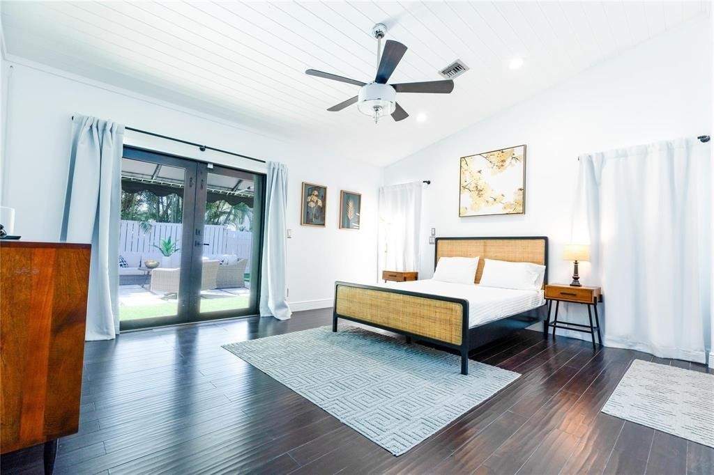 222 N Tradewinds Avenue - Photo 24